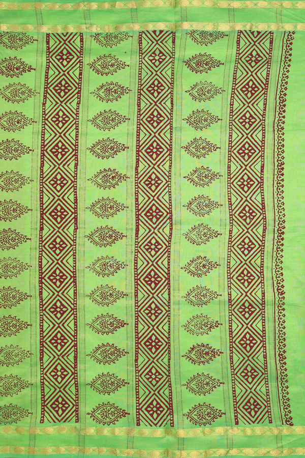 Floral Printed Buttas Berry Purple Poly Cotton Saree