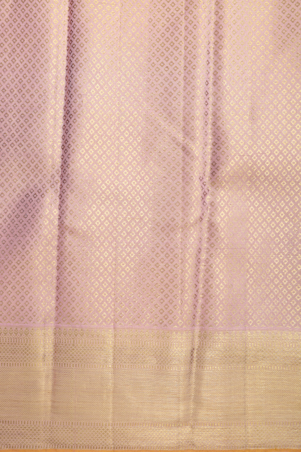 Kanchipuram Silk Saree In Peach Pink With Floral Design