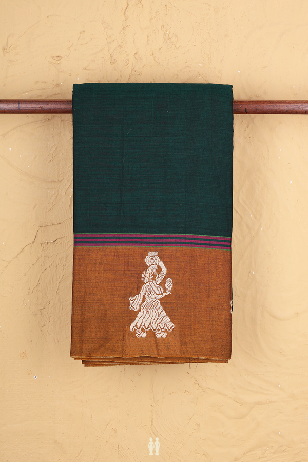 Narayanpet Cotton Saree In Forest Green With Contrast Border