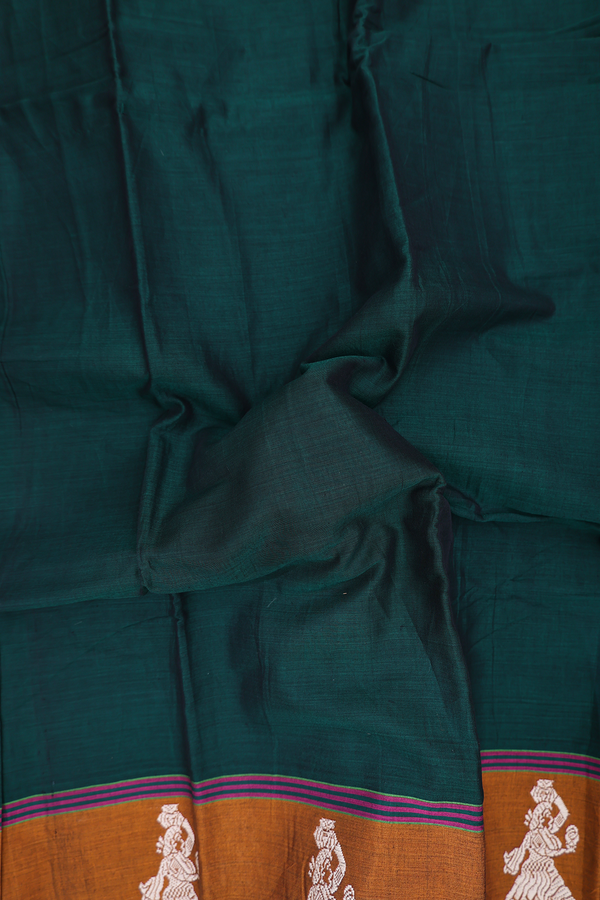 Narayanpet Cotton Saree In Forest Green With Contrast Border