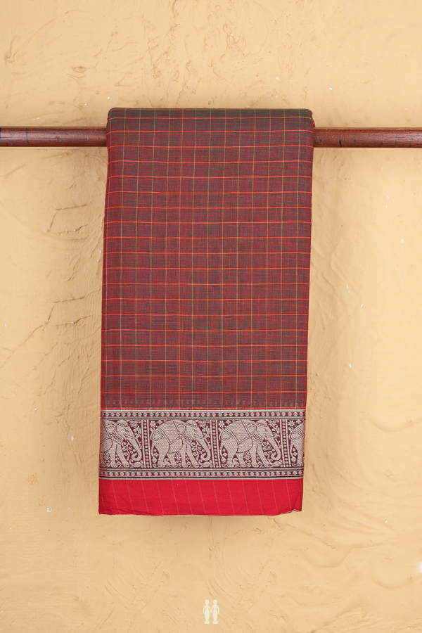 Gadwal Cotton Saree In Manthulir With Checks Design