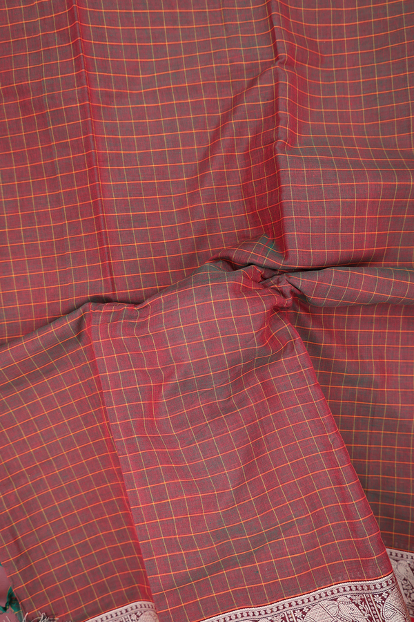 Gadwal Cotton Saree In Manthulir With Checks Design