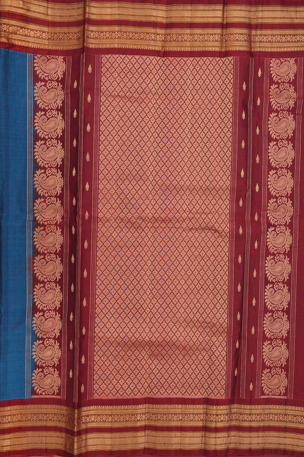 Gadwal Silk Cotton Saree In Capri Blue With Thilagam Buttas