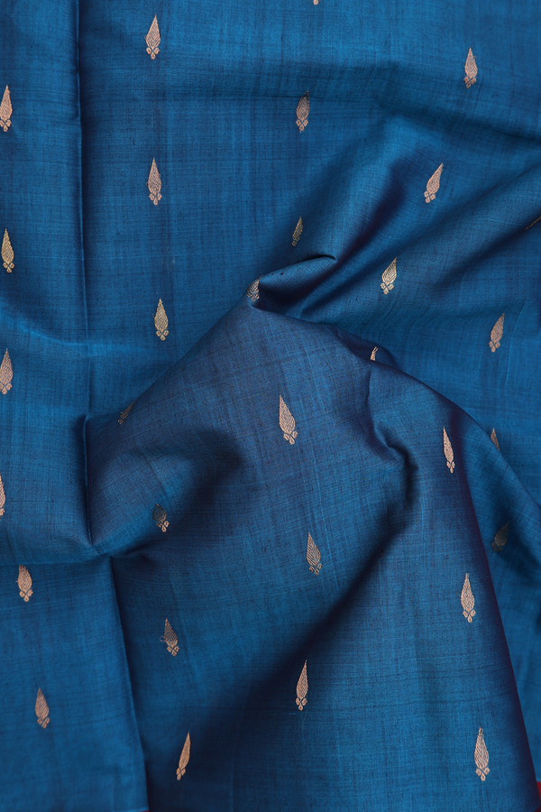 Gadwal Silk Cotton Saree In Capri Blue With Thilagam Buttas