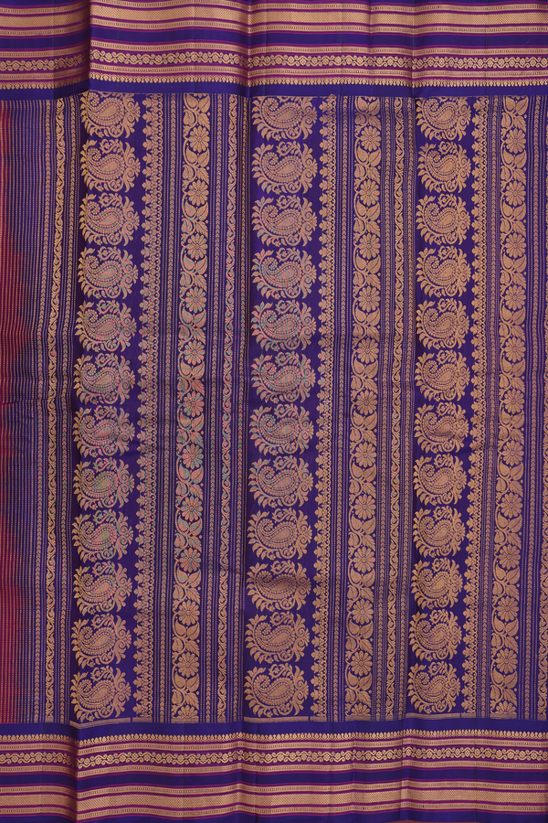 Gadwal Silk Cotton Saree In Plum Purple With Thilagam Buttas