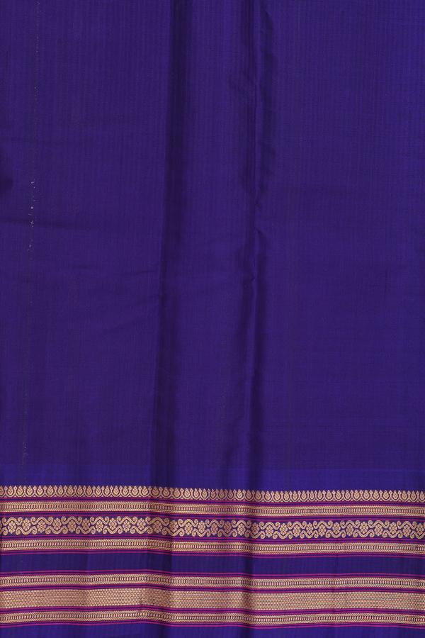 Gadwal Silk Cotton Saree In Plum Purple With Thilagam Buttas