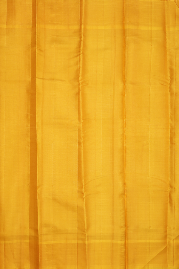 Gadwal Silk Cotton Saree In Parrot Green With Contrast Border