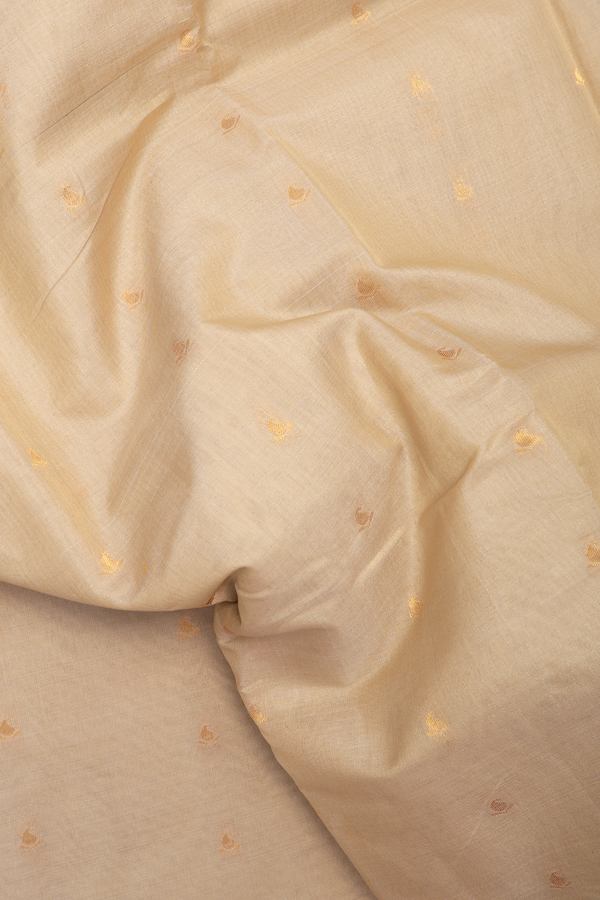 Gadwal Silk Cotton Saree In Pastel Khaki With Paisley Buttis