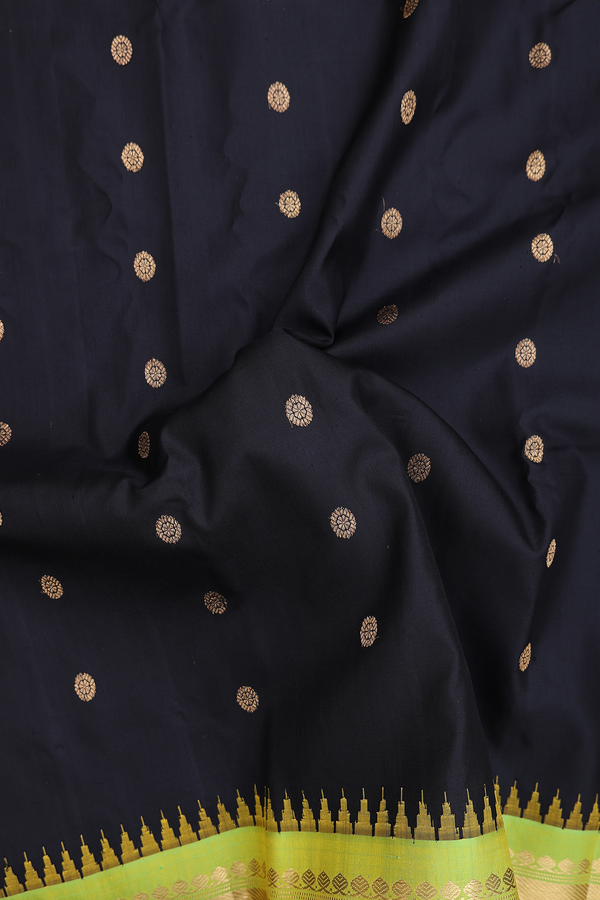 Gadwal Silk Saree In Black With Chakram Buttas