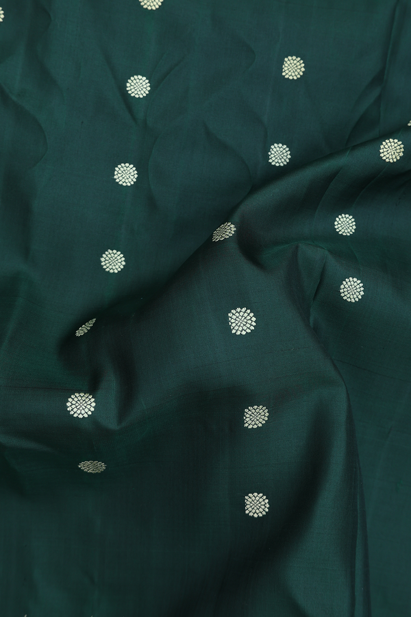 Gadwal Silk Saree In Dark Green With Chakram Buttas