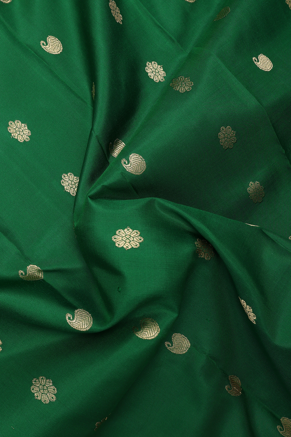 Gadwal Silk Saree In Emerald Green With Floral Buttas