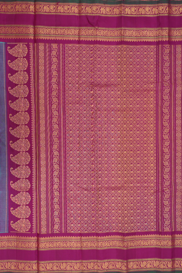 Gadwal Silk Saree In Turquoise Blue With Paisley Buttas