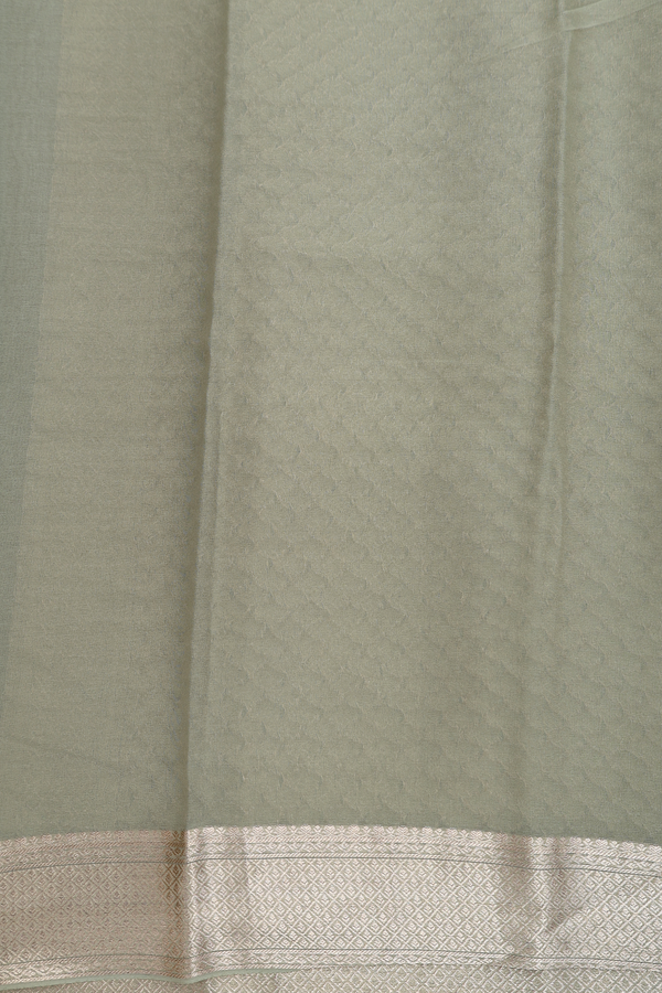 Georgette Saree In Pastel Green With Floral Motifs