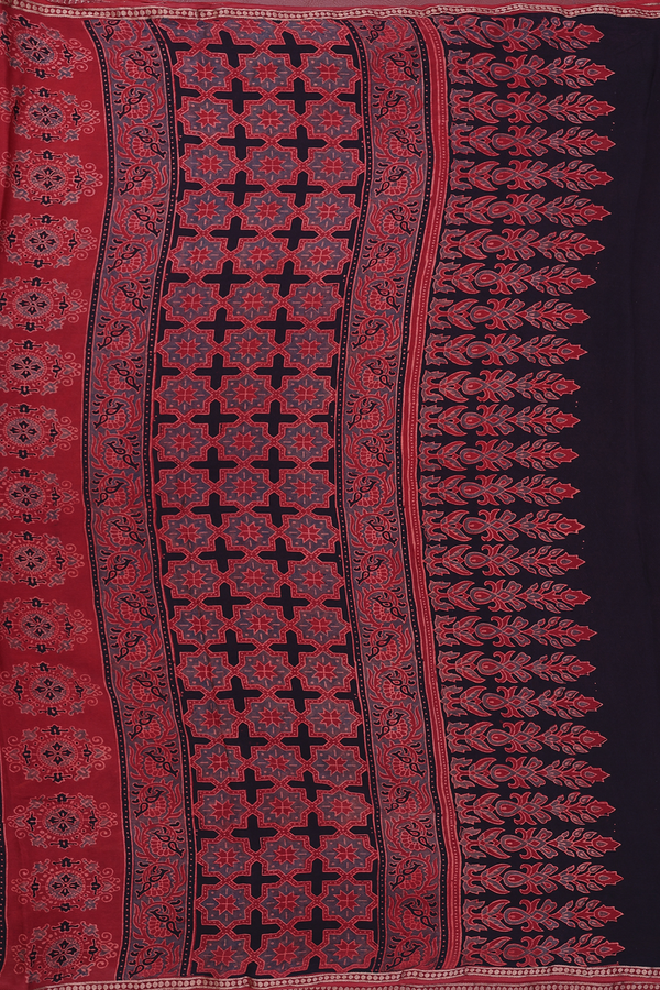 Georgette Saree In Red And Black With Allover Design