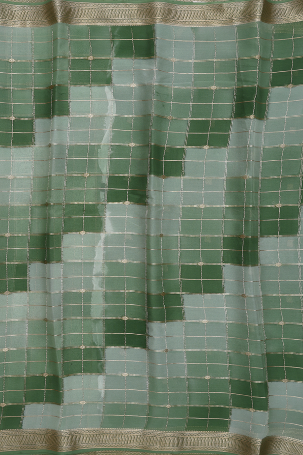 Georgette Saree In Shades Of Green With Allover Design