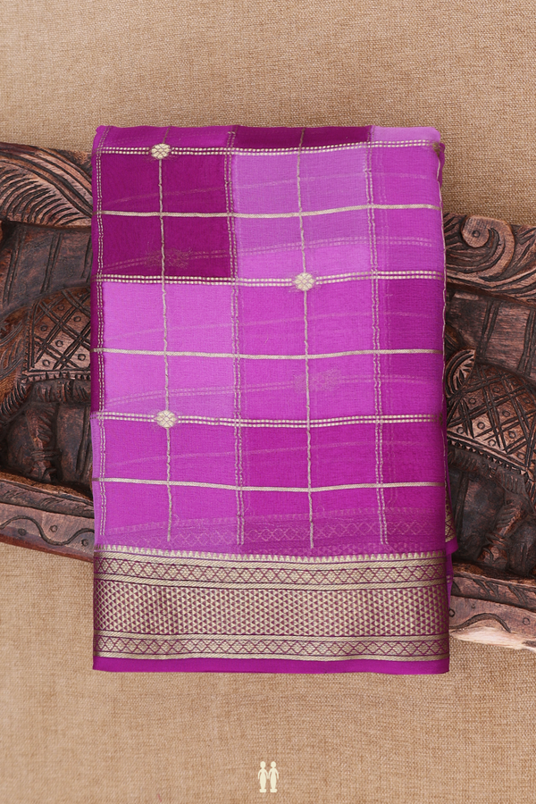 Georgette Saree In Shades Of Purple With Allover Design