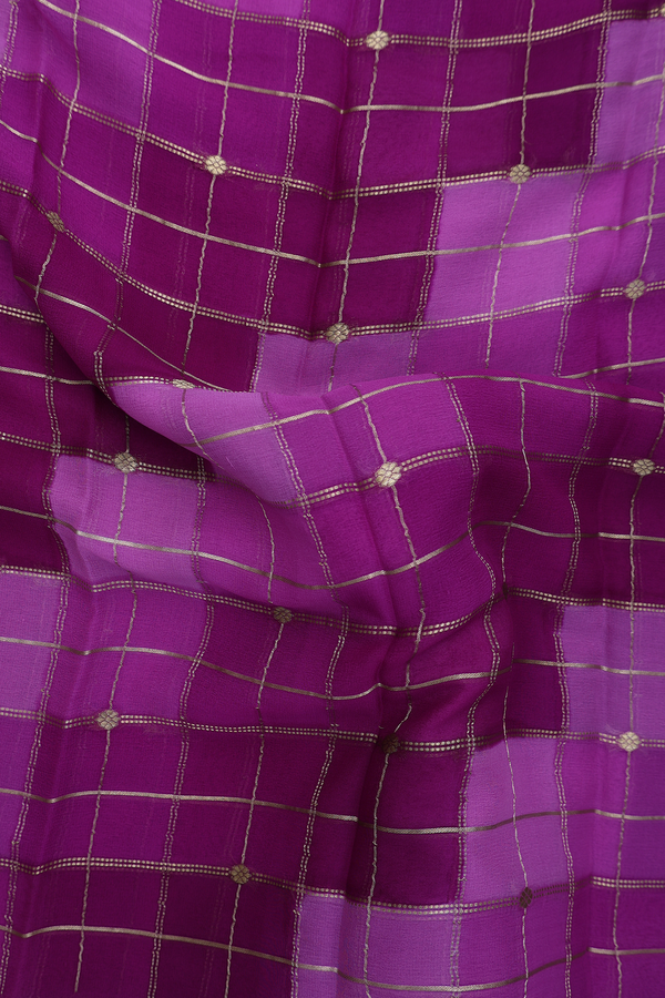 Georgette Saree In Shades Of Purple With Allover Design