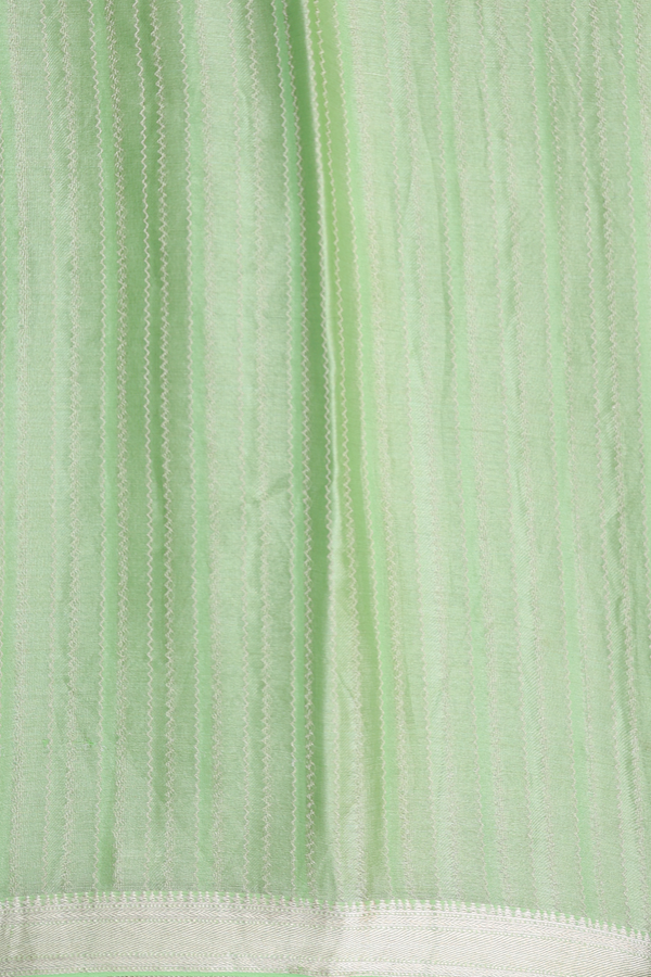 Georgette Saree In Tissue Green With Circle Design