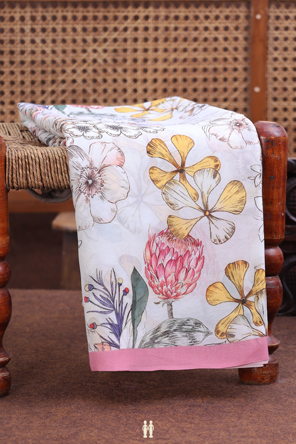 Georgette Saree In White With Floral Design