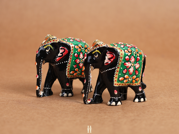 Set Of 2 Wooden Elephant For Decor
