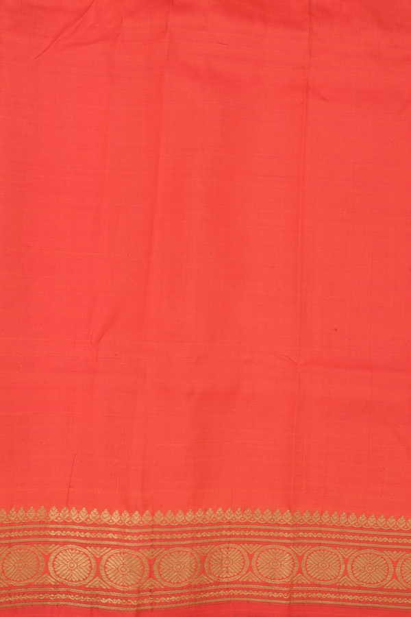 Kanchipuram Silk Saree In Cardamom Green With Floral Design