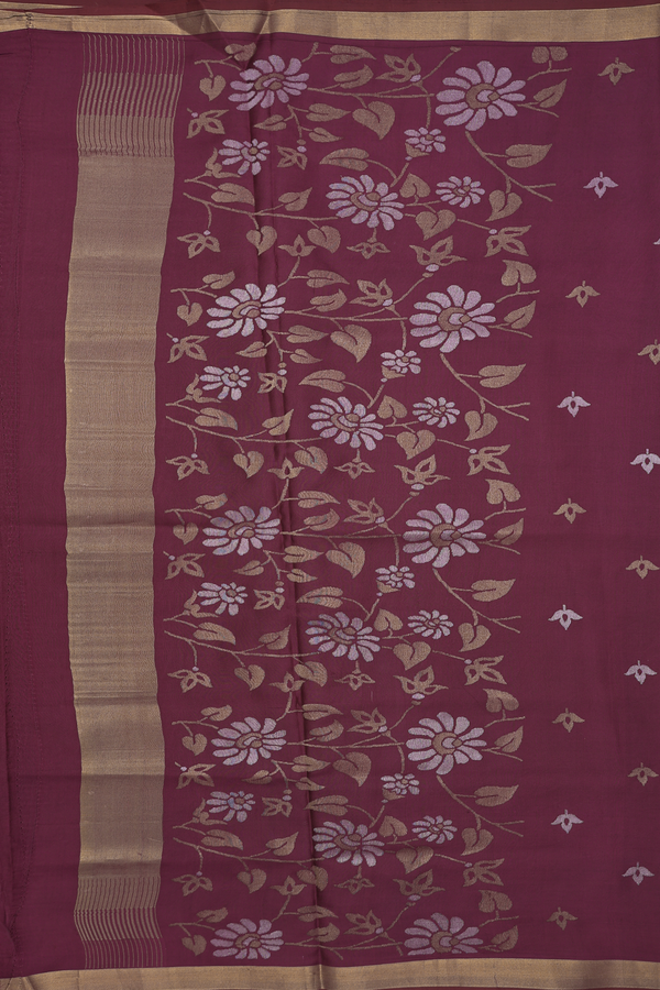 Uppada Silk Saree In Plum Purple With Floral Buttas