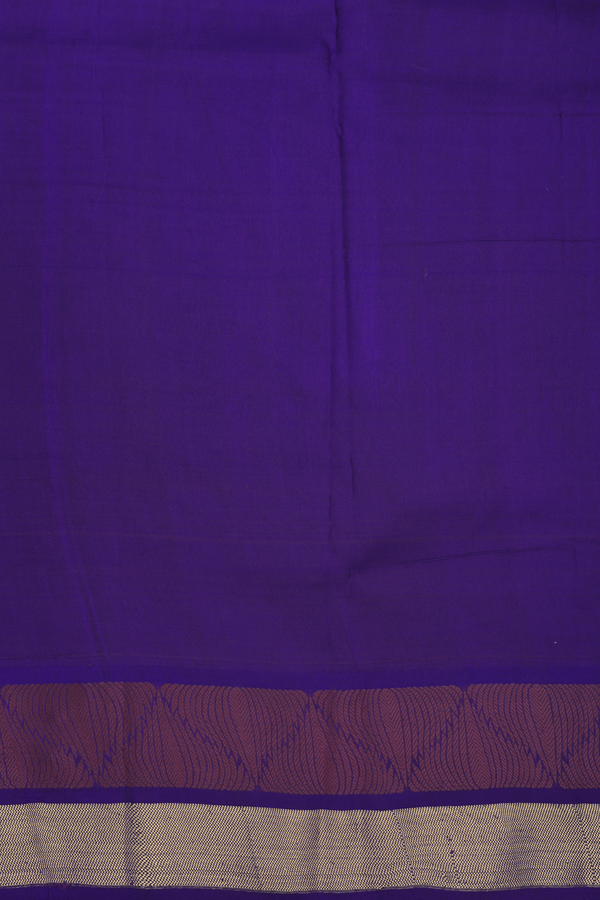 Kanchipuram Silk Saree In Burgundy With Paisley Buttas