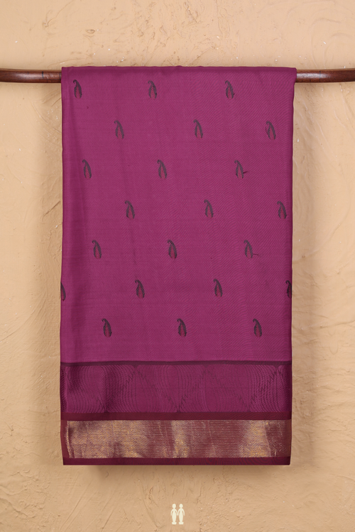 Kanchipuram Silk Saree In Mulberrry With Paisley Buttas