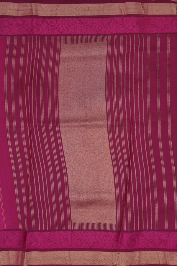 Kanchipuram Silk Saree In Mulberrry With Paisley Buttas