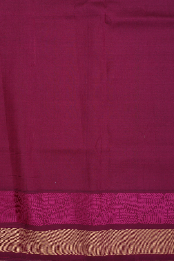 Kanchipuram Silk Saree In Mulberrry With Paisley Buttas