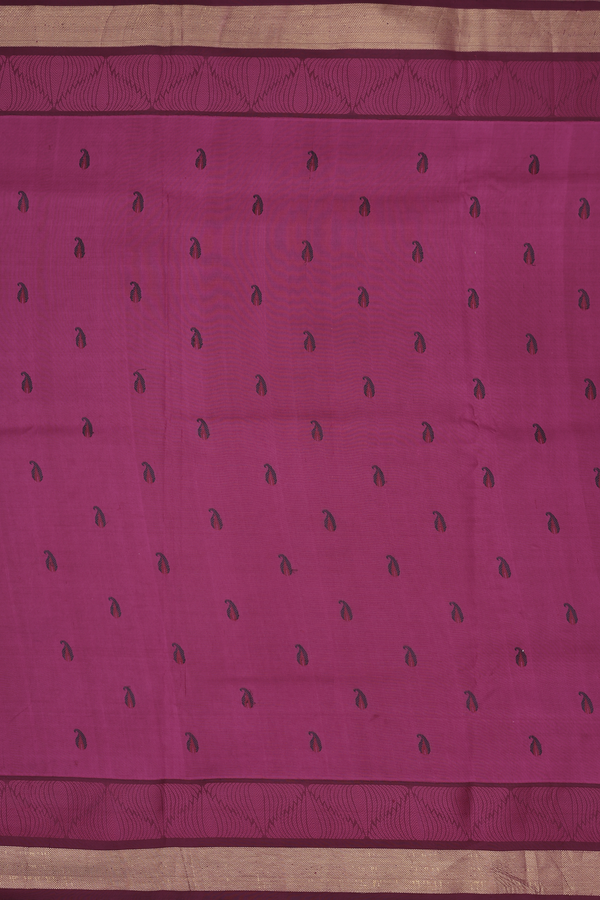 Kanchipuram Silk Saree In Mulberrry With Paisley Buttas