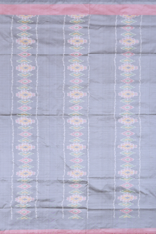 Pochampally Silk Saree In White With Ikat Design