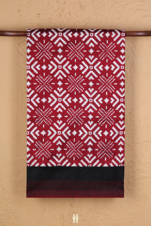 Pochampally Silk Saree In Red With Geometric Design