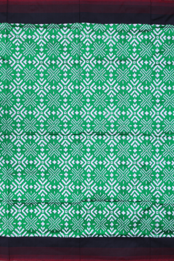 Pochampally Silk Saree In Green With Geometric Design