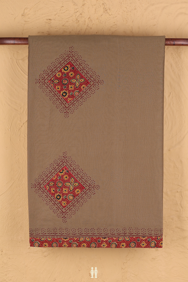 Hyderabad Cotton Saree In Dusty Olive Brown With Patch Work