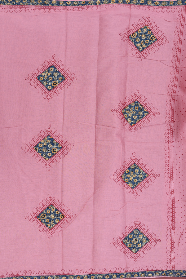 Hyderabad Cotton Saree In Dusty Rose With Patch Work