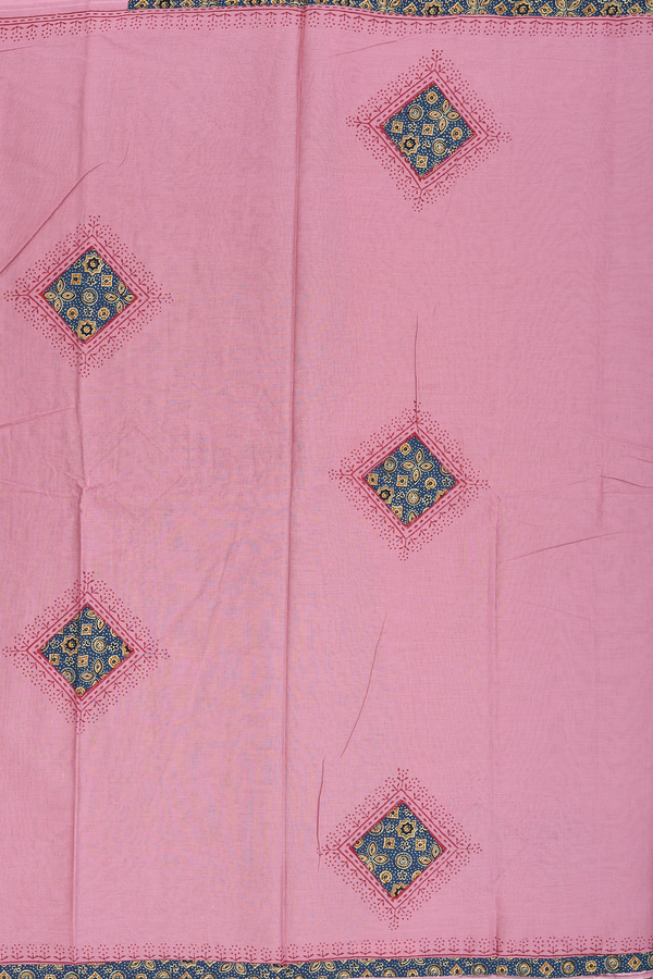 Hyderabad Cotton Saree In Dusty Rose With Patch Work