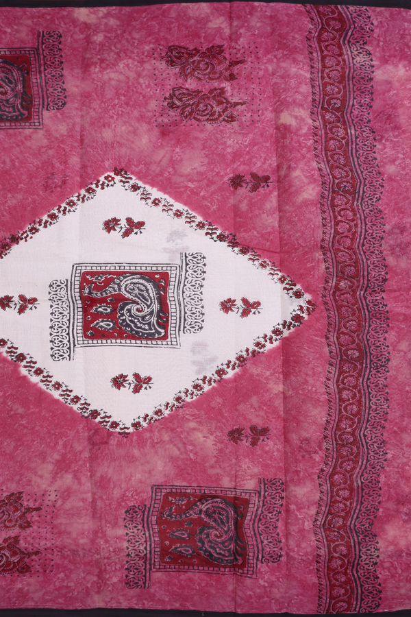 Hyderabad Cotton Saree In Egg White With Floral Printed
