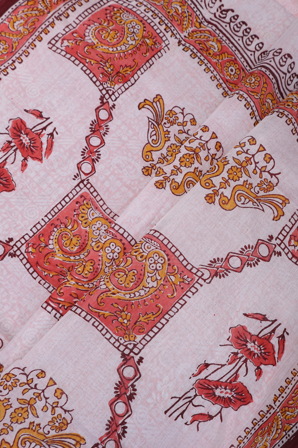 Hyderabad Cotton Saree In Pastel Red With Printed Design