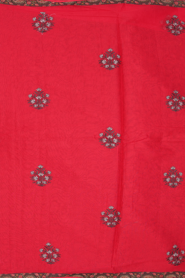 Hyderabad Cotton Saree In Red With Floral Motifs