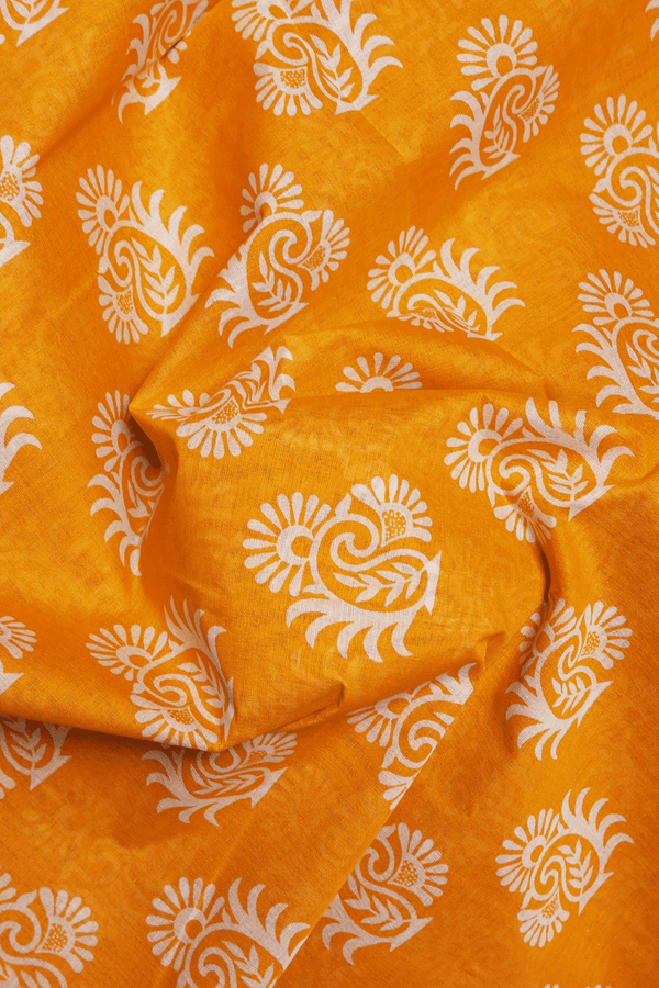 Hyderabad Cotton Saree In Royal Orange With Paisley Design