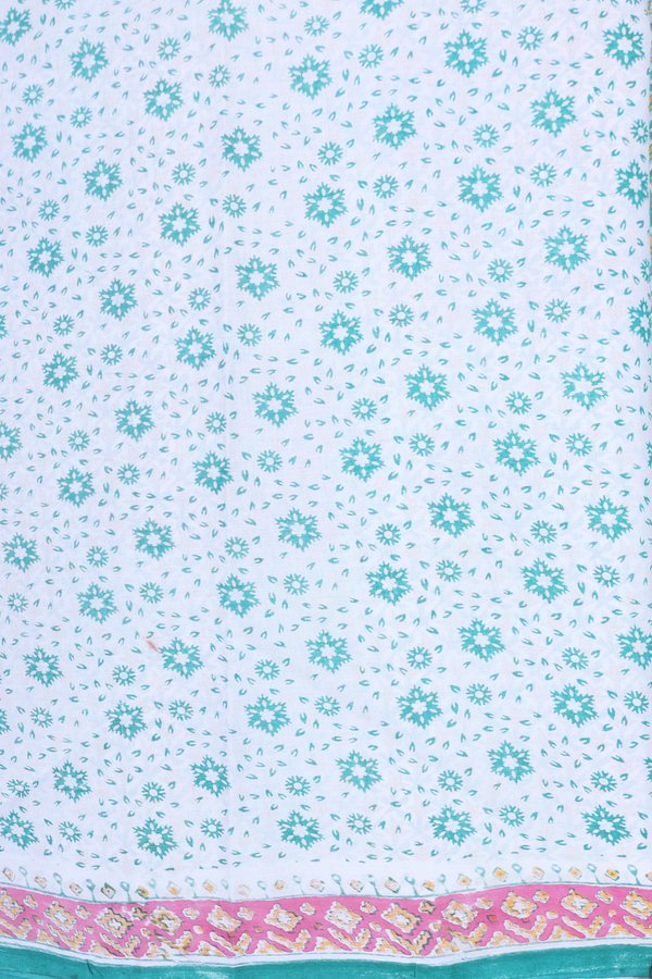 Hyderabad Cotton Saree In Green With Floral Design