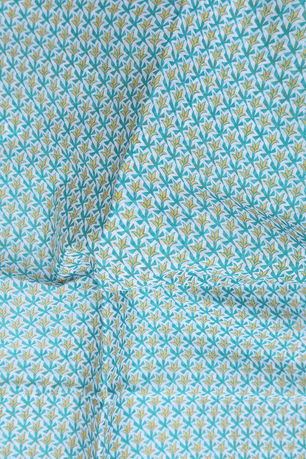 Hyderabad Cotton Saree In Green With Floral Design