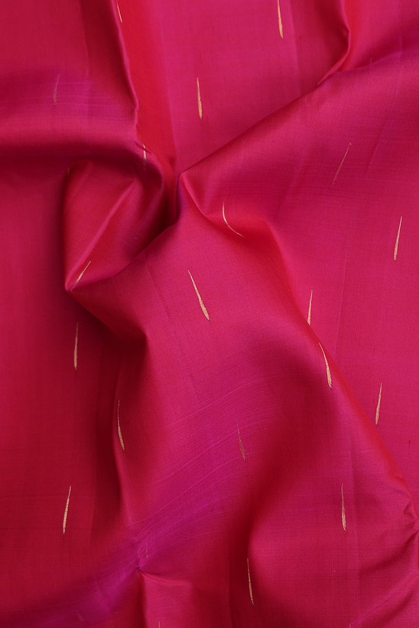 Kanchipuram Silk Saree In Hibiscus Red With Malli Moggu Buttas