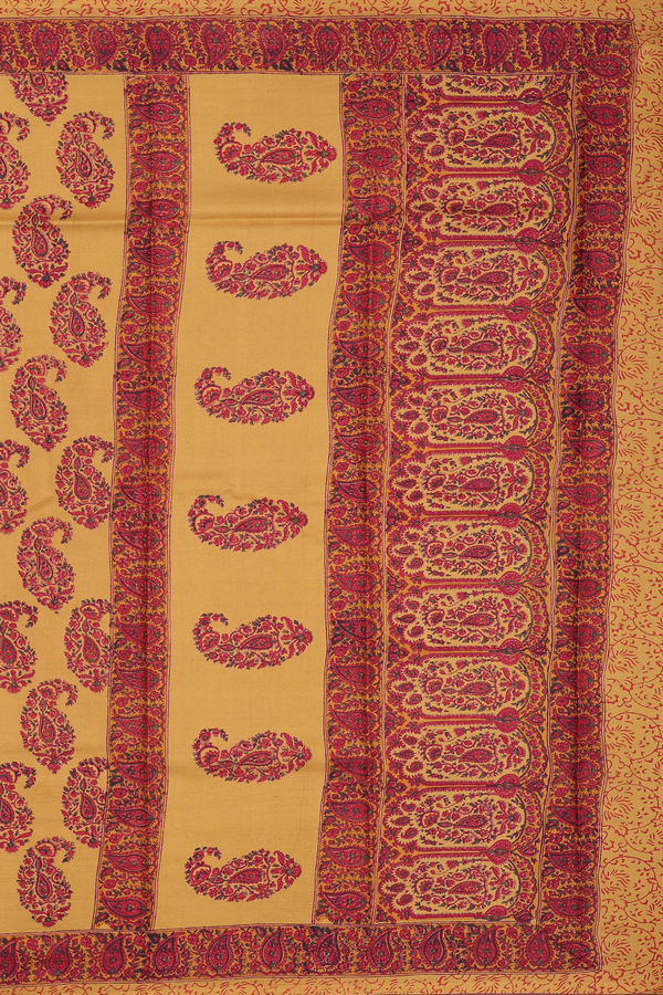 Printed Silk Saree In Golden Yellow With Paisley Design