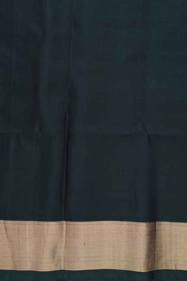 Soft Silk Saree In Purple With Zari Motifs