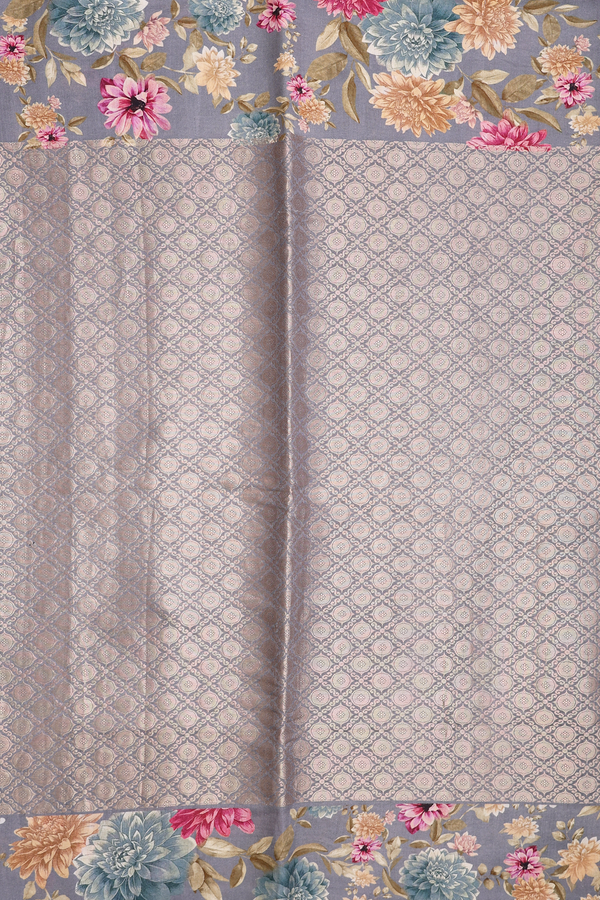 Kanchipuram Silk Saree In Grey With Brocade Design
