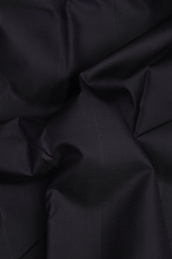 Kanchipuram Silk Saree In Black With Contrast Border