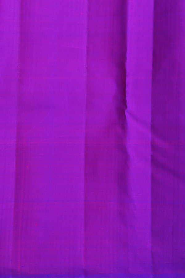 Kanchipuram Silk Saree In Magenta With Jacquard Pattern