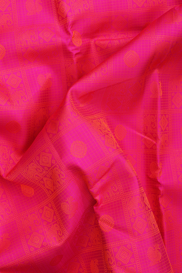 Kanchipuram Silk Saree In Magenta With Jacquard Pattern